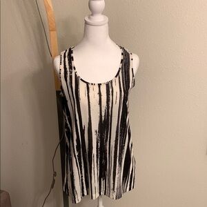 Kenneth Cole New York Black and White Sleeveless Tank Top